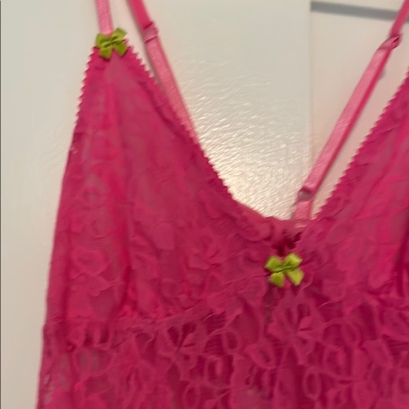 Elegant Pink Lace Chemise - Picture 2 of 5